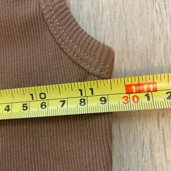 RawGear Cropped Rib Tank Brown Clay XS 100% Cotton Athletic Gym Crop Shirt NWT - Picture 5 of 8